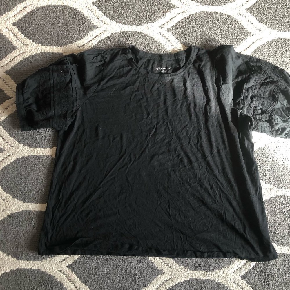 Ava & Viv black knit tee with textured sleeve